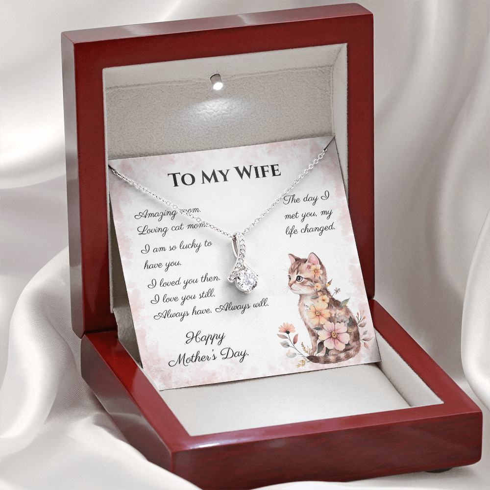 To My Wife Alluring Beauty Necklace | Cat Lover Mother's Day Gift